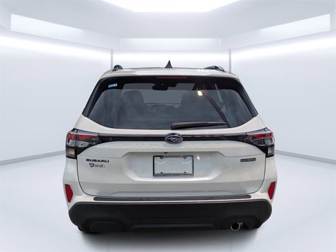 New 2025 Subaru Forester Touring image 4