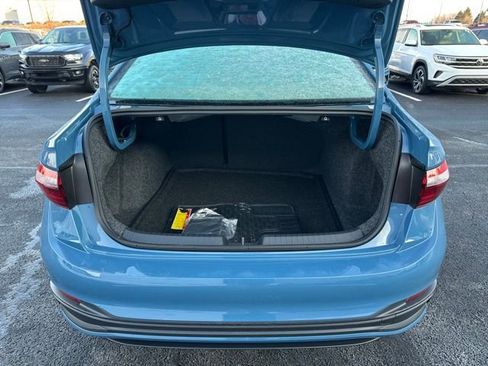 New 2026 Volkswagen Jetta SE image 15