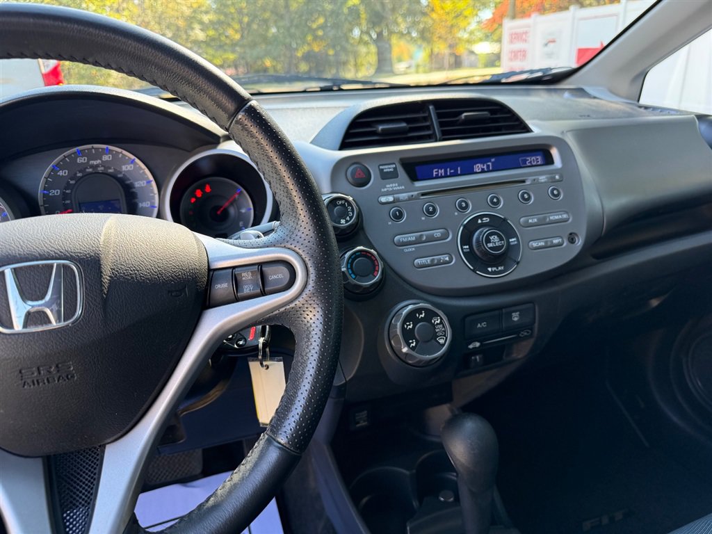 Used 2011 Honda Fit Sport image 15