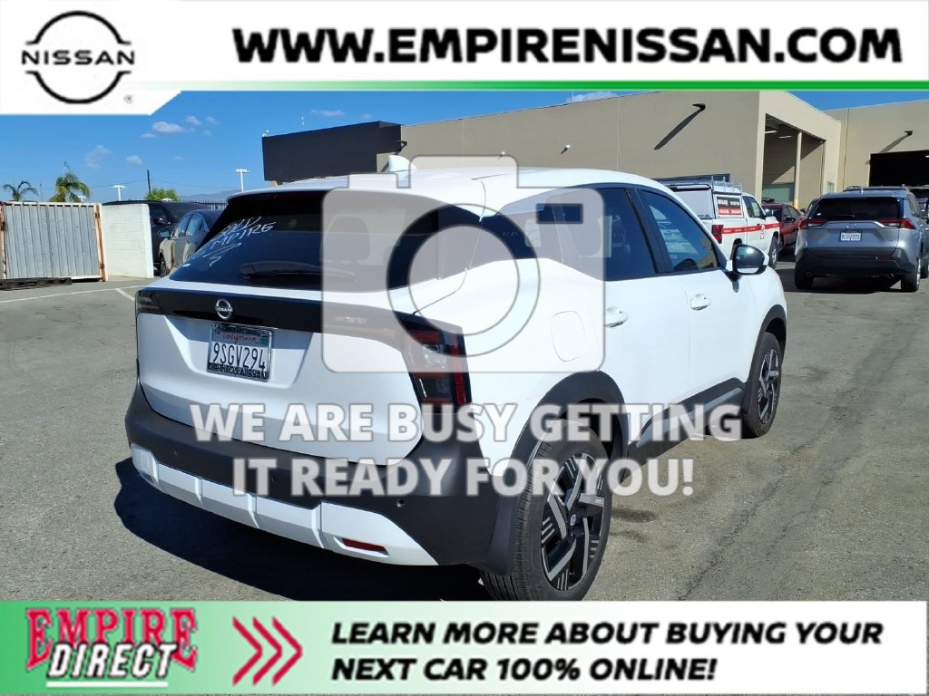 Used 2025 Nissan Kicks SV FWD image 5