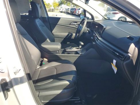 New 2026 Kia Sportage EX w/ EX Panorama Roof Package image 7