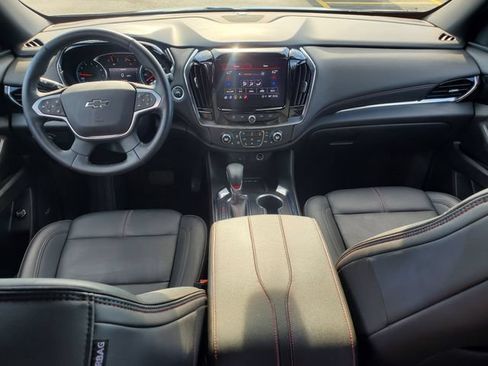 Certified 2023 Chevrolet Traverse RS w/ LPO, Floor Liner Package FWD image 15