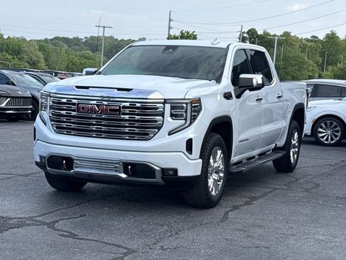 New 2026 GMC Sierra 1500 Denali w/ Technology Package AWD/4WD image 13