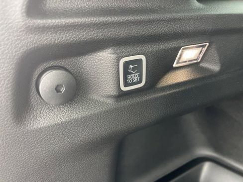 New 2026 Jeep Grand Cherokee L 4WD image 12