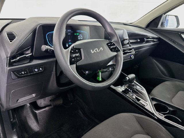 Used 2026 Kia Niro LX FWD image 19