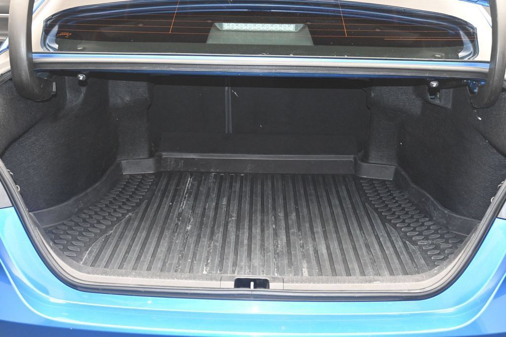 Used 2019 Toyota Camry XLE FWD image 15