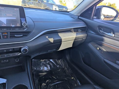 Certified 2022 Nissan Altima 2.5 SR image 20