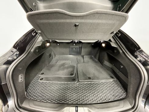 Used 2023 Maserati Levante GT image 27