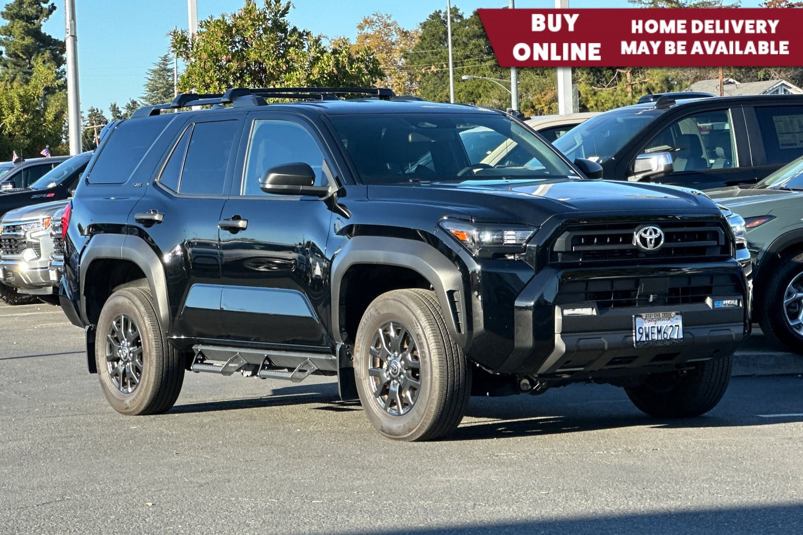 Used 2025 Toyota 4Runner SR5 AWD/4WD image 1