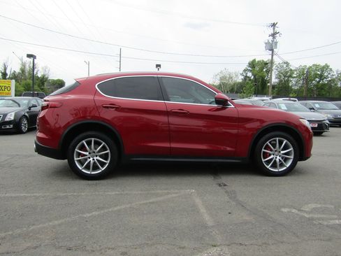 Used 2018 Alfa Romeo Stelvio Ti AWD/4WD image 8