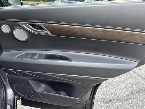 Used 2023 Genesis GV80 3.5T image 17