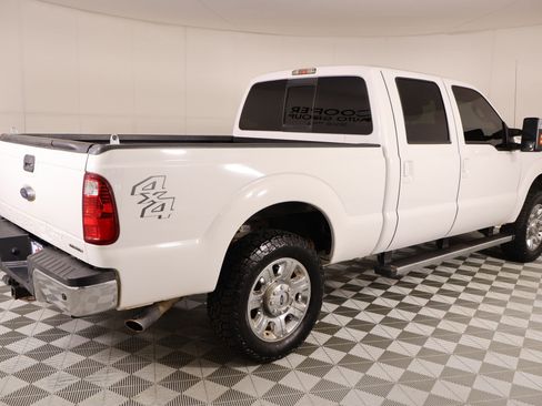 Used 2015 Ford F250 Lariat w/ Chrome Package image 20