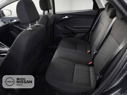 Used 2017 Ford Focus SE FWD image 13