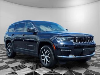 Used 2023 Jeep Grand Cherokee L Limited AWD/4WD video 1