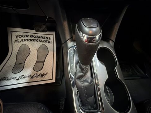 Certified 2019 Chevrolet Cruze LT w/ LT True North Edition image 20