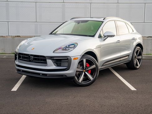 New 2026 Porsche Macan S image 1