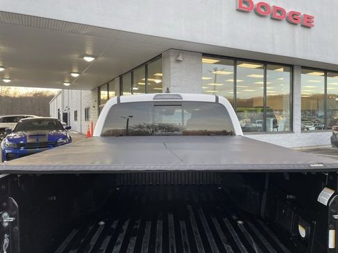 Used 2022 Toyota Tacoma SR5 image 28