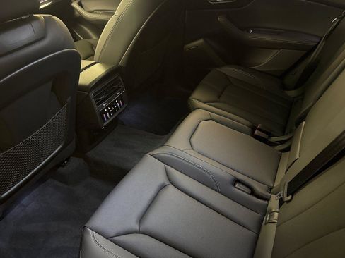 New 2026 Audi Q8 Premium Plus image 11