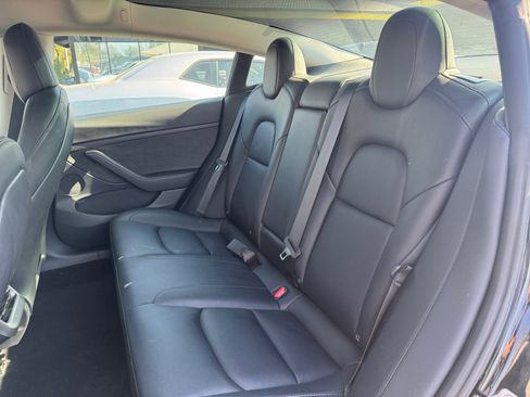 Used 2023 Tesla Model 3 Standard Range RWD image 19
