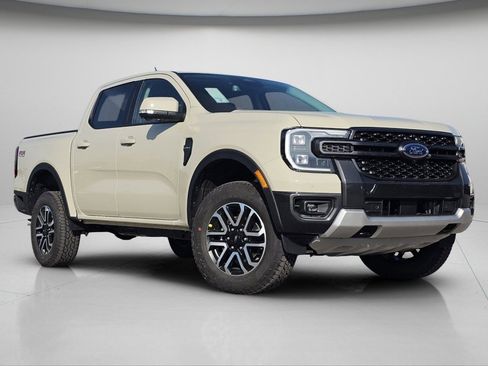 New 2025 Ford Ranger Lariat w/ FX4 Off-Road Package image 2