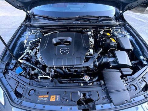 Used 2025 MAZDA MAZDA3 Carbon image 9