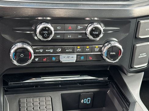 New 2026 Ford F250 Lariat w/ Tremor Off-Road Package AWD/4WD image 18