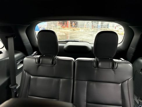 Used 2025 Ford Explorer ST-Line w/ ST-Line Street Pack image 23