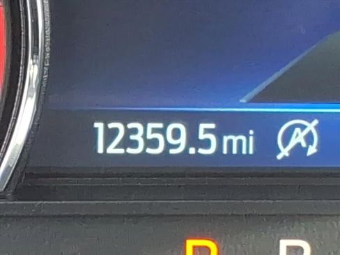 Used 2023 Ford Explorer XLT w/ Equipment Group 202A image 24