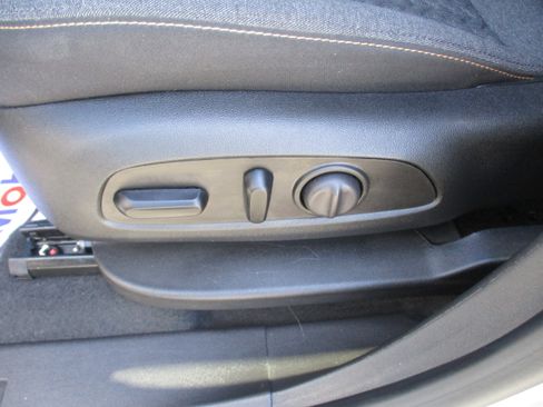 Certified 2023 Chevrolet Equinox LT image 16