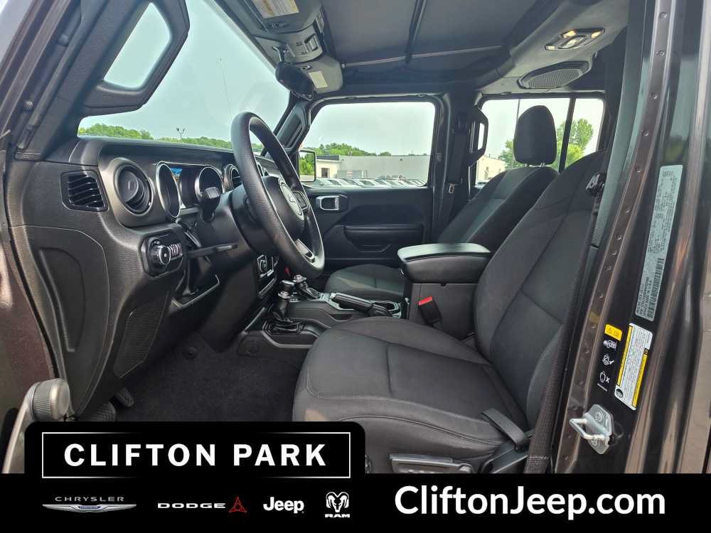 Used 2022 Jeep Wrangler Unlimited Sport AWD/4WD image 10
