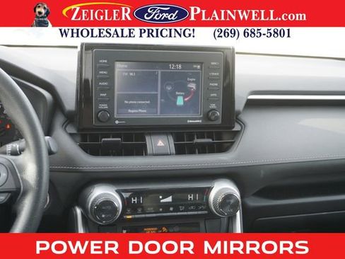 Used 2022 Toyota RAV4 XLE image 11
