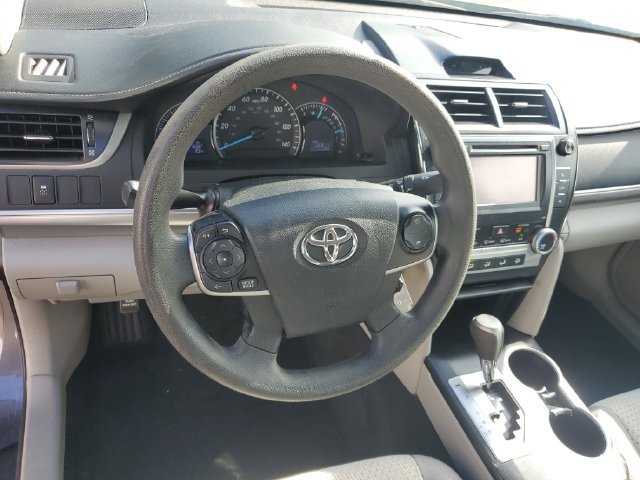 Used 2013 Toyota Camry LE FWD image 15