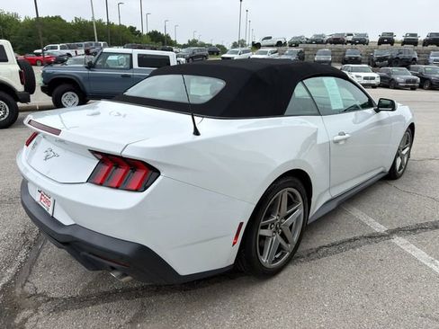 Used 2024 Ford Mustang Convertible RWD image 44