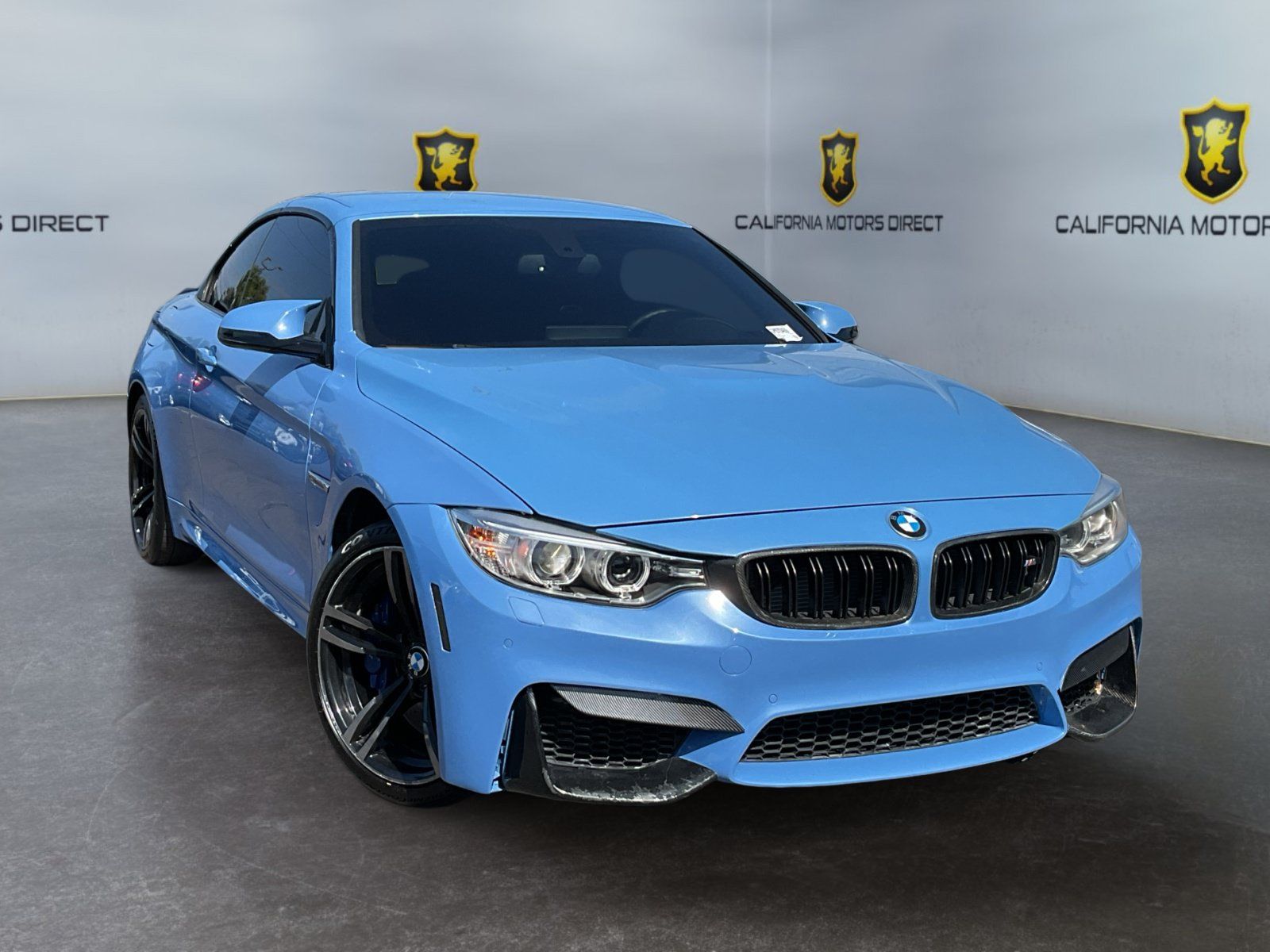 Used 2016 BMW M4 Convertible RWD image 3