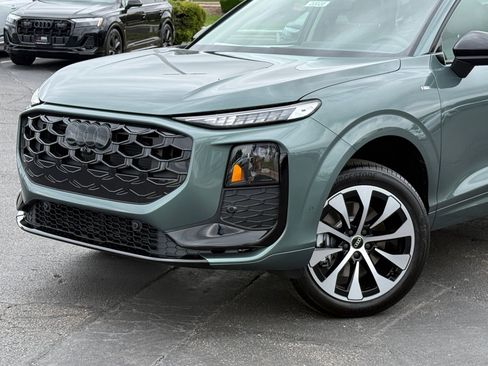 New 2026 Audi Q3 quattro 2.0T image 1