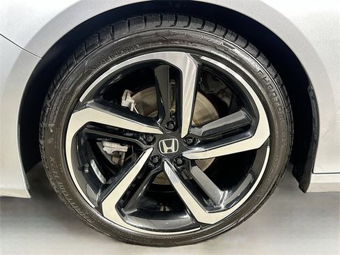 Certified 2021 Honda Accord Sport image 10
