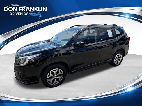 Used 2024 Subaru Forester Premium AWD/4WD image 1