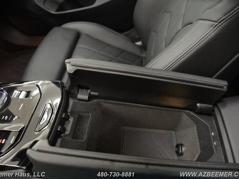 Used 2024 BMW 530i w/ M Sport Package RWD image 38