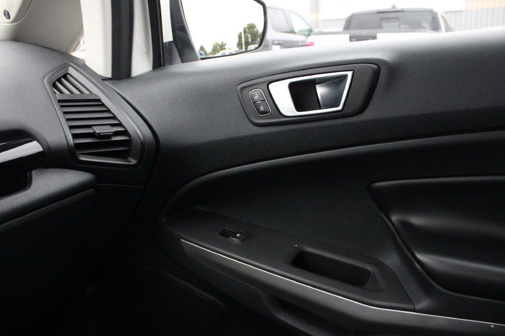 Used 2018 Ford EcoSport Titanium FWD image 21