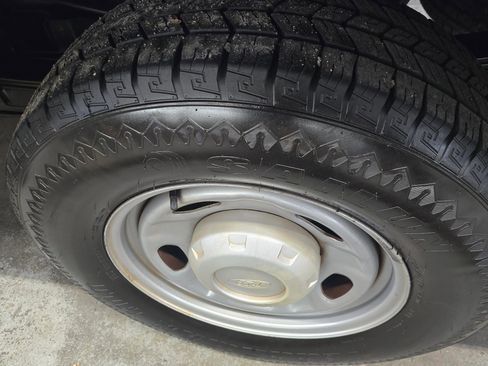 Used 2015 Ford F250 XL image 18