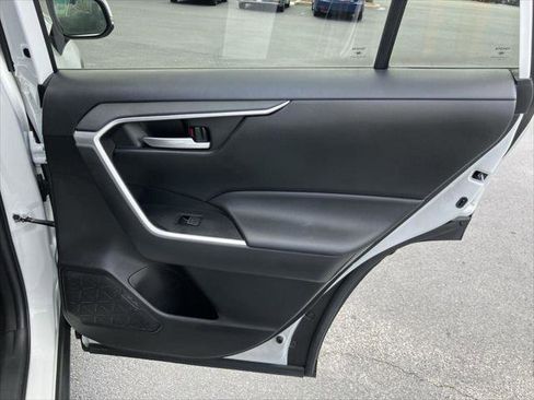 Certified 2023 Toyota RAV4 XLE image 28