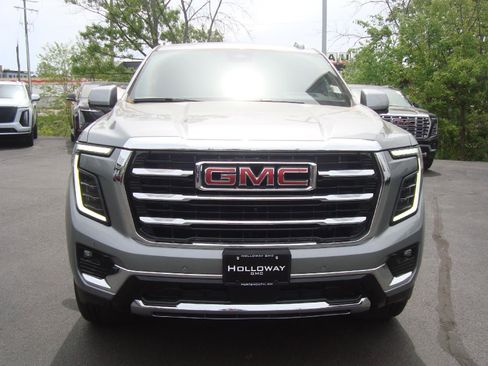 Certified 2025 GMC Yukon XL Elevation w/ Elevation Premium Package AWD/4WD image 33