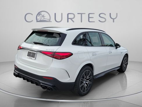 New 2026 Mercedes-Benz GLC 43 AMG 4MATIC image 4