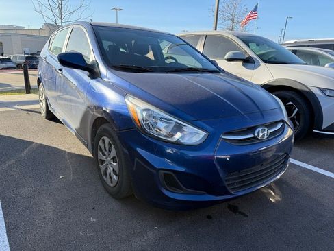 Used 2015 Hyundai Accent GS image 3