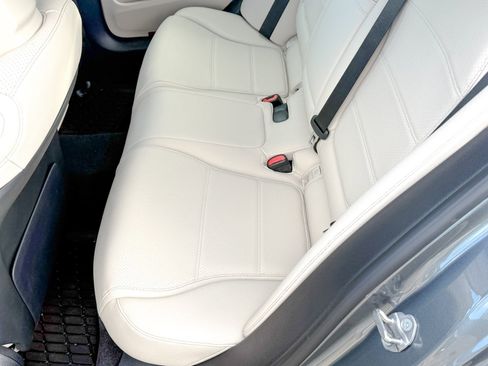 Used 2022 Mercedes-Benz C 300 4MATIC Sedan image 24