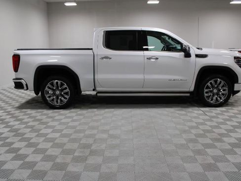 Used 2023 GMC Sierra 1500 Denali w/ Denali Reserve Package image 12