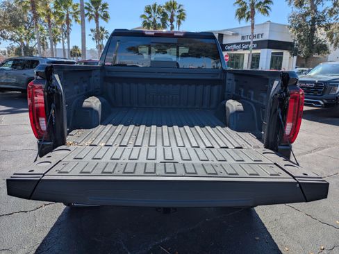 New 2026 GMC Sierra 1500 SLT w/ SLT Premium Plus Package image 18