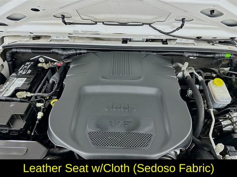 Used 2018 Jeep Wrangler Unlimited Sport image 34