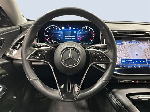 Used 2025 Mercedes-Benz E 450 4MATIC All-Terrain Wagon image 17