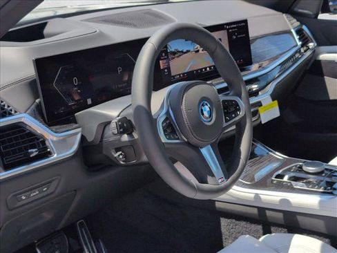 New 2026 BMW X5 xDrive50e w/ M Sport Package AWD/4WD image 3